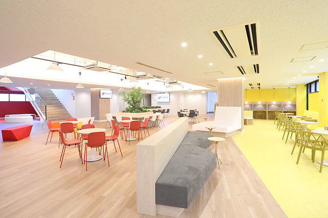 エンカウンターラウンジ