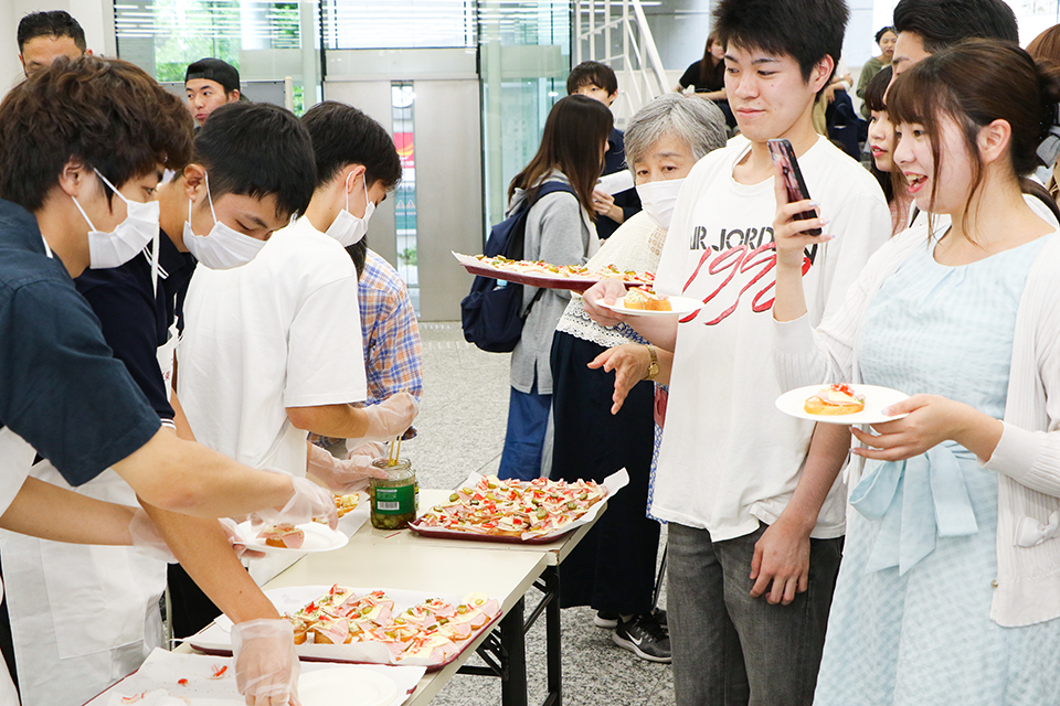 東洋学園大学_英語教育開発センター“CHECH DAY”開催報告