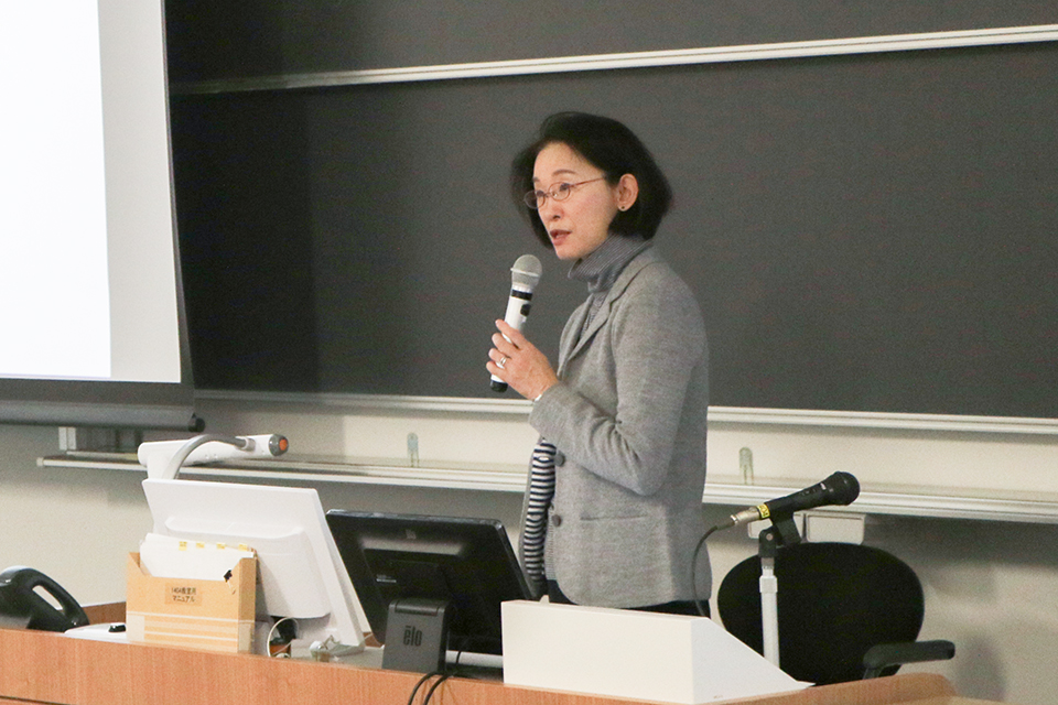 東洋学園大学_ジャーナリストの大塚敦子氏が来学