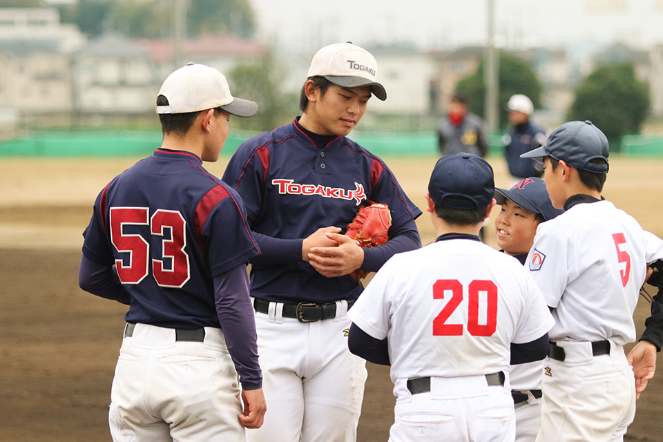 東洋学園大学_硬式野球部による「少年野球教室」
