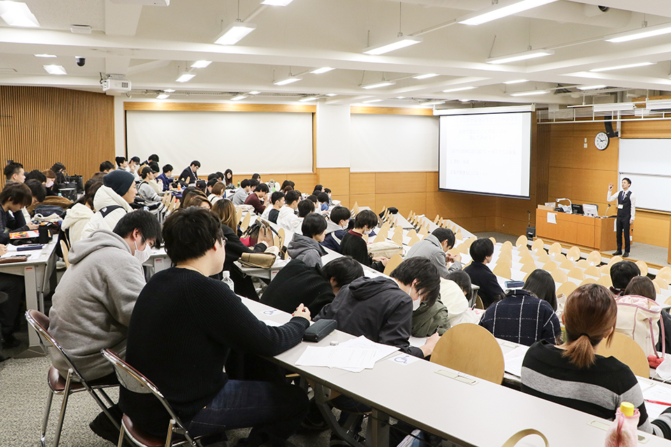 東洋学園大学_3年生向け就活ガイダンス「就活開き」開催