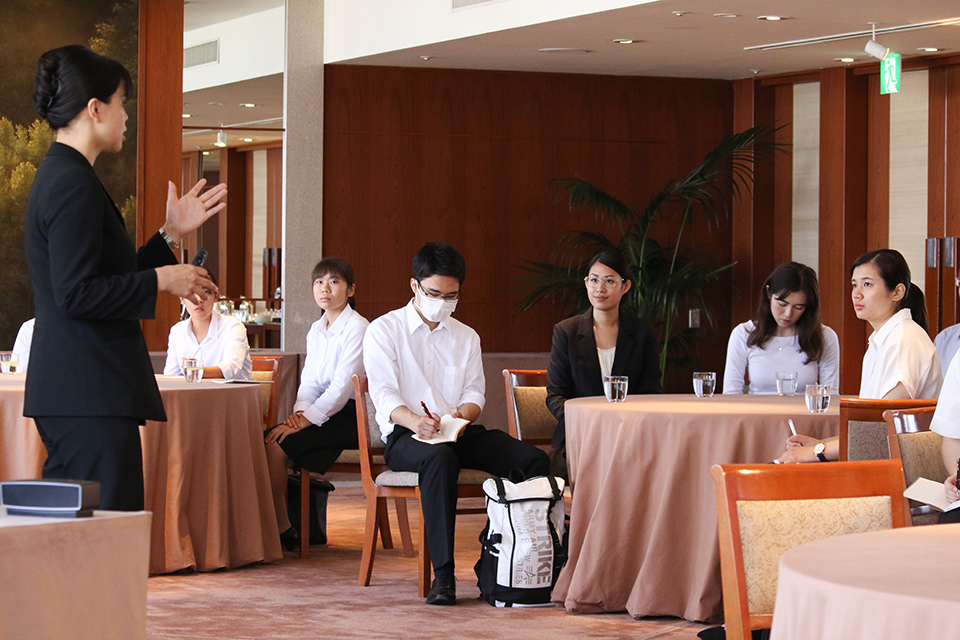 東洋学園大学_キャリアセンター主催「企業見学会」