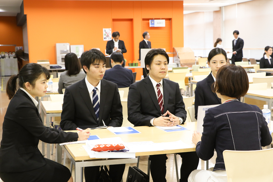 東洋学園大学_キャリアセンター主催「学内企業セミナー」
