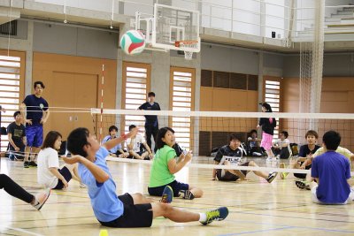 東洋学園大学_シッティングバレーボール