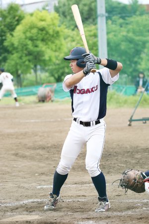 東洋学園大学_2018リーグ戦_公式戦初アーチの小澤選手