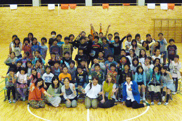 東洋学園大学_福島県南相馬市立原町第一小学校の生徒たちと