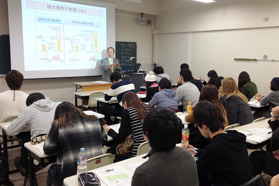 東洋学園大学_藤井良広氏
