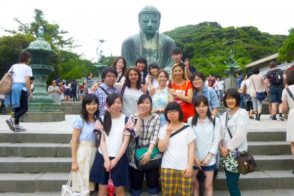東洋学園大学_Tulay先生らと東学生（鎌倉散策）