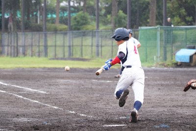 東洋学園大学_2018秋季リーグ第5戦_絶秒なバントヒットの高野選手