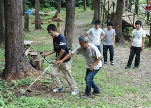 東洋学園大学　青森フィールドワーク／森林整備のボランティア体験