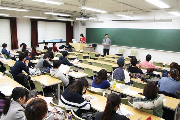 東洋学園大学_松本ゼミ・今井ゼミの特別講義