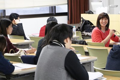 東洋学園大学_翻訳の指導をした松本教授
