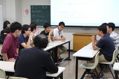 東洋学園大学_鵜瀞ゼミと荒井ゼミの合同ディベート