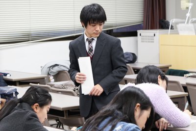 東洋学園大学_卒業生による教職特別講義