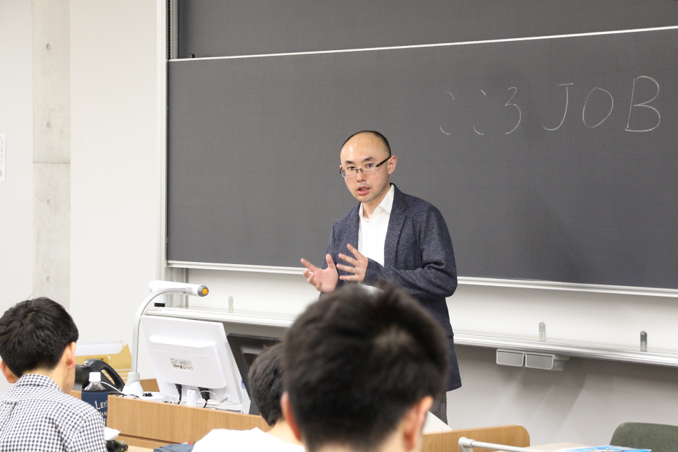 東洋学園大学_人間科学部科目のゲスト講師として保護観察官の有野氏が来学