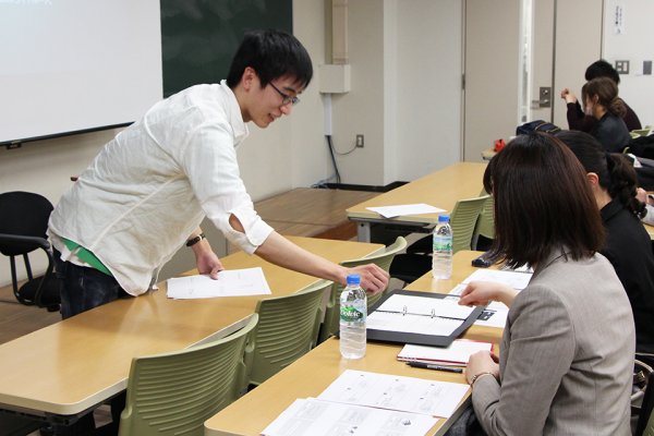 東洋学園大学_専門基礎演習II_最終プレゼン(3)