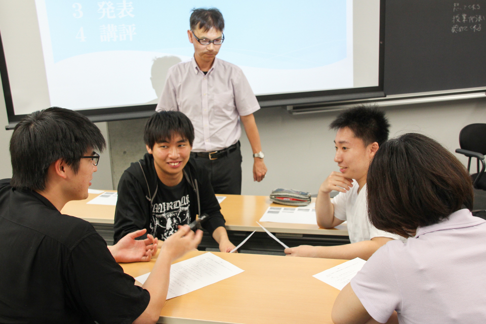 東洋学園大学_教職課程履修者向けの特別講義を開催