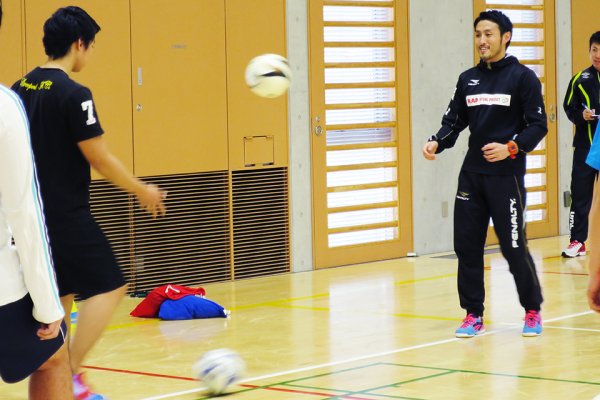 東洋学園大学_フットサルプレーヤー高橋健介氏