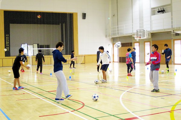 東洋学園大学_フットサルプレーヤー高橋健介氏