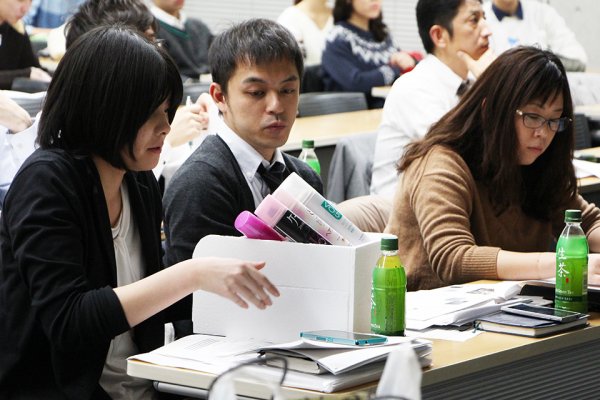 東洋学園大学_岩谷マテリアル産学連携2016_プロトタイプ