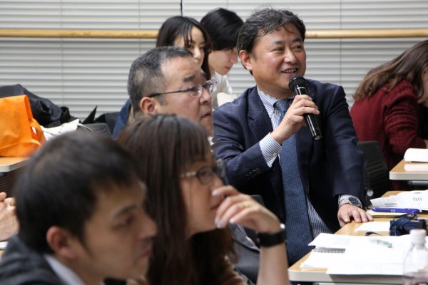 東洋学園大学_岩谷マテリアル産学連携2016_社員による質疑