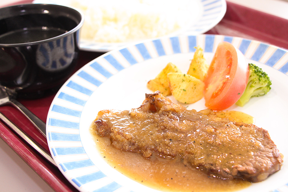 東洋学園大学_学食「定期試験応援メニュー」イベント