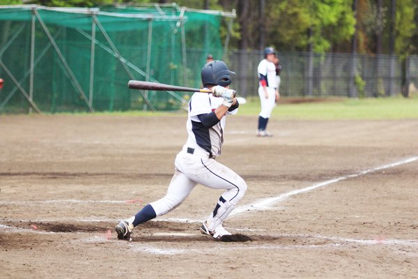 東洋学園大学_5打数3安打4打点と大活躍の福島選手