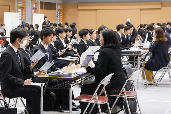東洋学園大学_学内企業セミナー2018