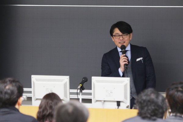 東洋学園大学_共愛学園前橋国際大学の大森昭生学長による講演