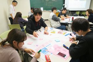 東洋学園大学_小山ゼミ授業風景