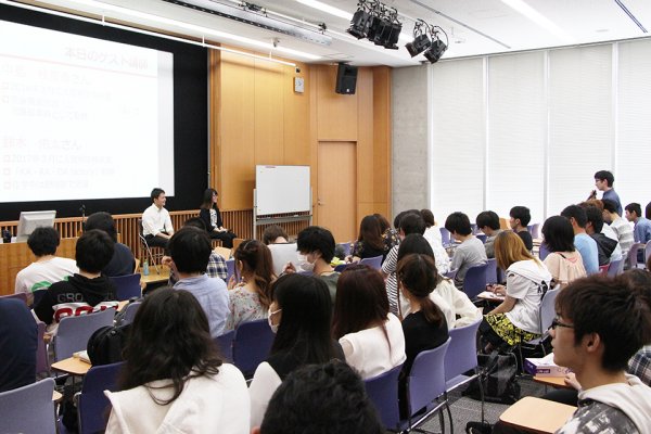 東洋学園大学_人間科学基礎演習A_卒業生との質疑応答