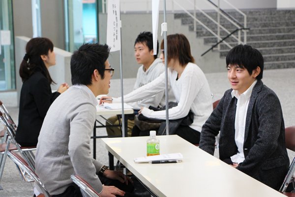 東洋学園大学_秋季就職ガイダンス_個別相談