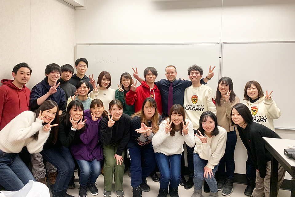 東洋学園大学_春期短期留学プログラム帰国者報告会の模様