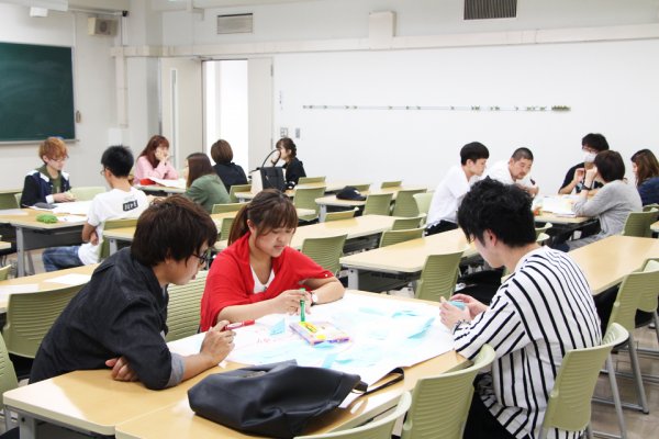 東洋学園大学_専門基礎演習II_グループワーク