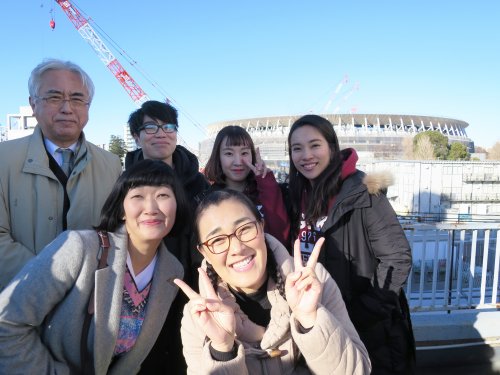 東洋学園大学_NHKBSプレミアム『アラウンドTOKYO』記念撮影
