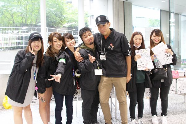 東洋学園大学_学園祭運営局の局員たち