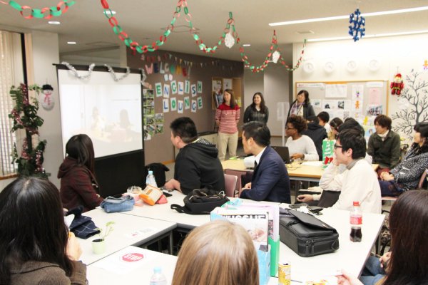 東洋学園大学_English Lounge_プレゼン大会