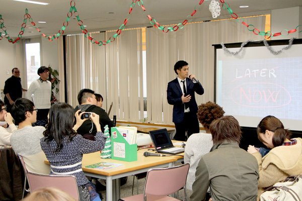東洋学園大学_English Lounge_プレゼン大会