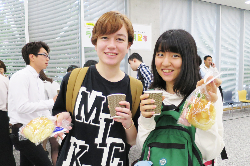 東洋学園大学_「学生の食生活応援プロジェクト」朝食無料配布イベント