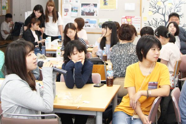 東洋学園大学_English Loungeカラオケイベント