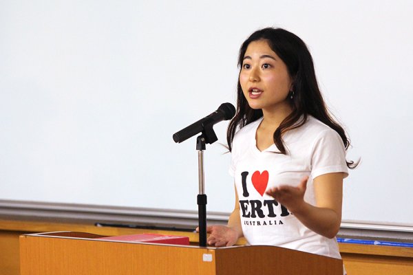東洋学園大学_第1回英語スピーチコンテスト_スピーチ部門1位