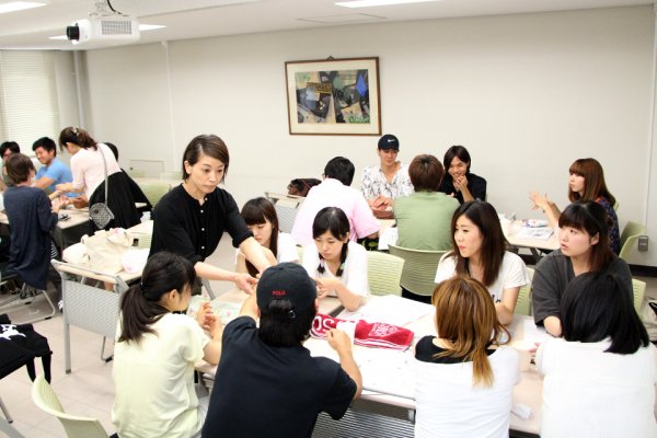 東洋学園大学_人間科学基礎演習A_アロマセラピー体験