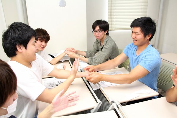 東洋学園大学_人間科学基礎演習A_アロマセラピー体験