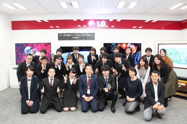 東洋学園大学_社員の方々と八塩ゼミ一同