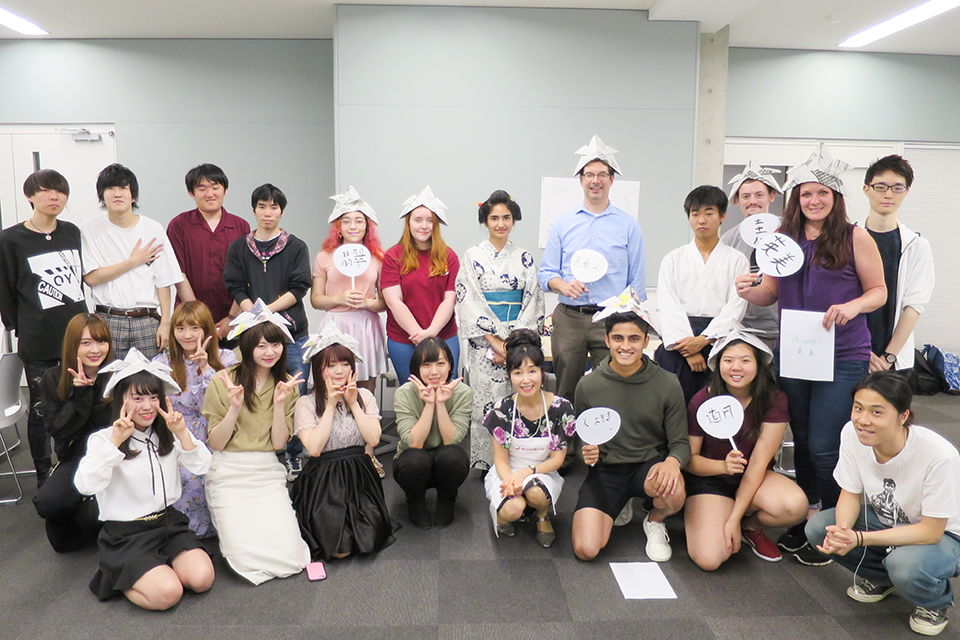 東洋学園大学_SHSU in TOGAKU 英語での観光ガイドや日本文化の紹介