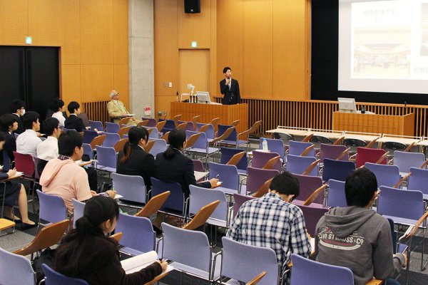 東洋学園大学_2016インターンシップ成果報告会