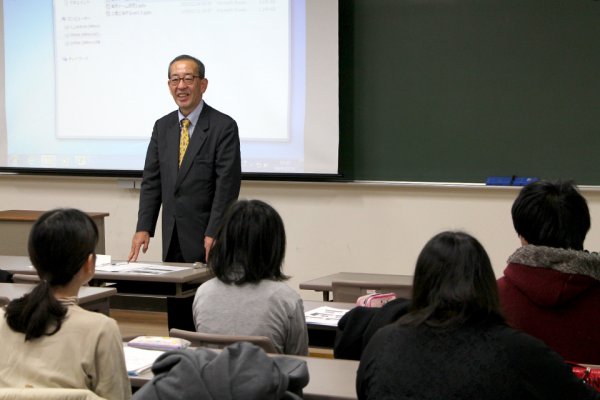 東洋学園大学_東京ドーム研究最終発表