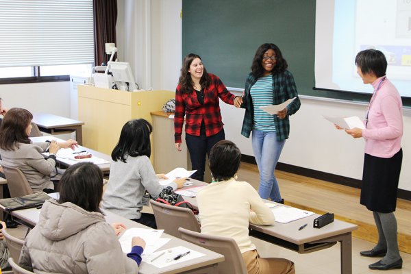 東洋学園大学_外国人おもてなし英会話