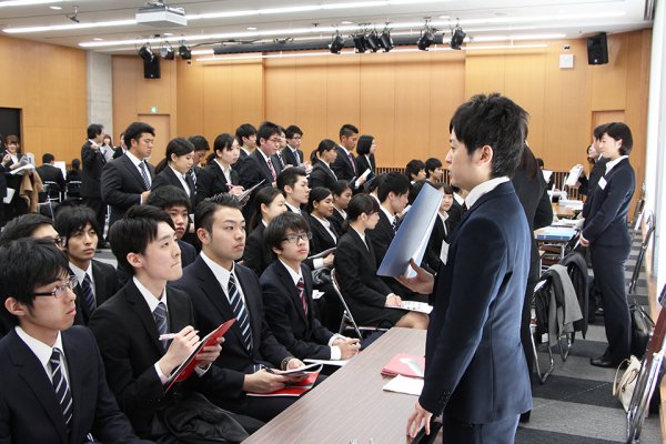 東洋学園大学_学内企業セミナー_2017初日