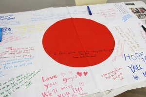 東洋学園大学_SHSUinTOGAKU2018_さよならパーティー_寄せ書き
